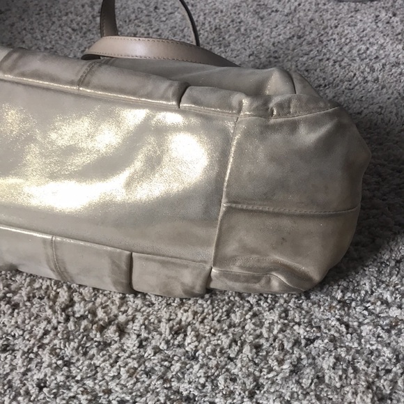 Authentic coach purse - Picture 10 of 10